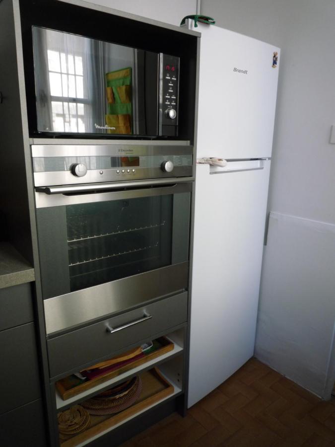 Appartement Avignon Centre Intra Muros Cour Exterieure Parking Prive Gratuit ภายนอก รูปภาพ
