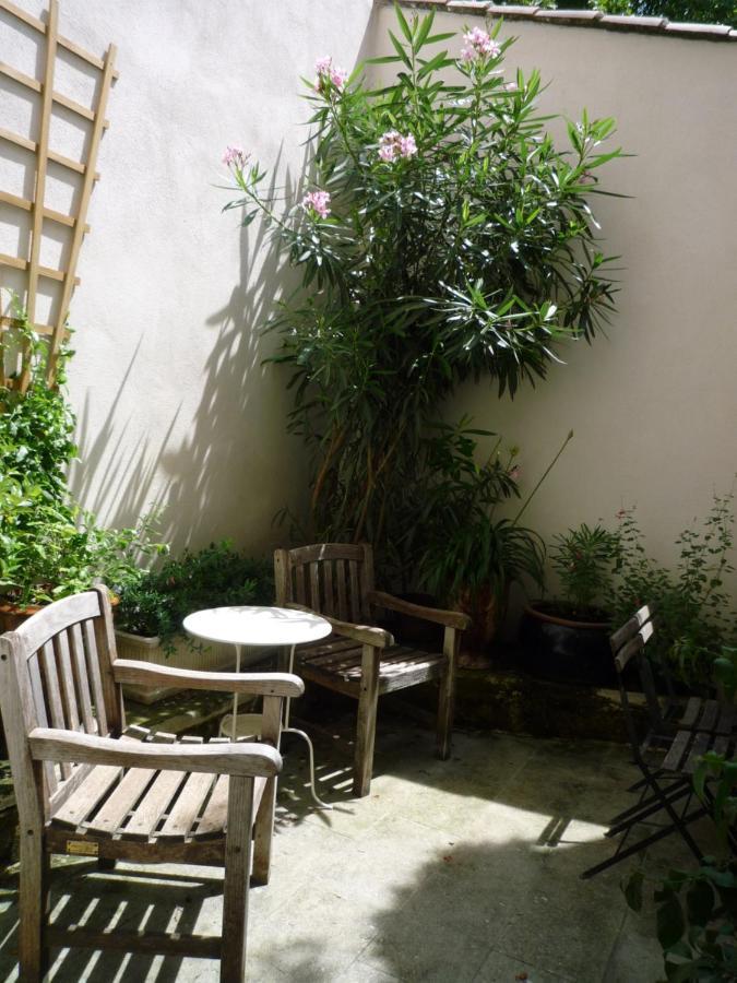 Appartement Avignon Centre Intra Muros Cour Exterieure Parking Prive Gratuit ภายนอก รูปภาพ